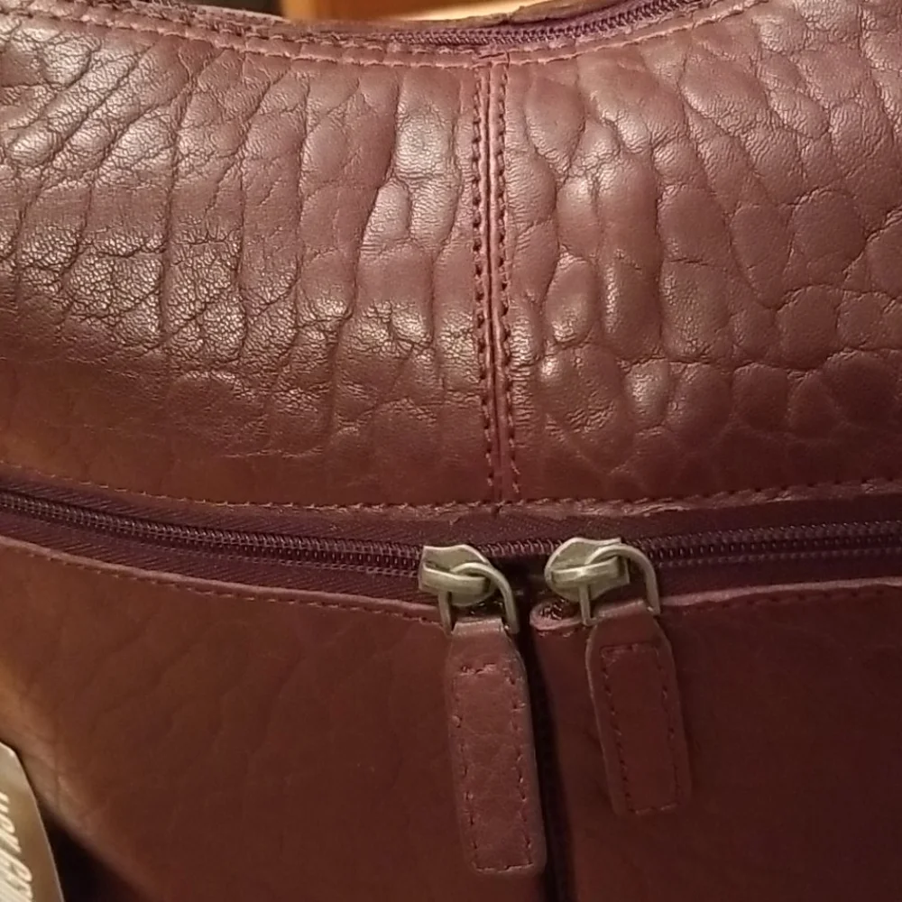 🆕️Jack Georges Uptown hobo leather bag. Cherry